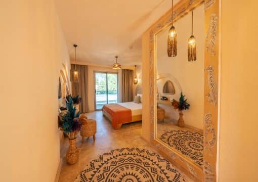 Deluxe Garden View Room